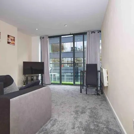 Apartment Superb Balconied 2bedroom Flat In Heart Of Centre Leeds (West Yorkshire)