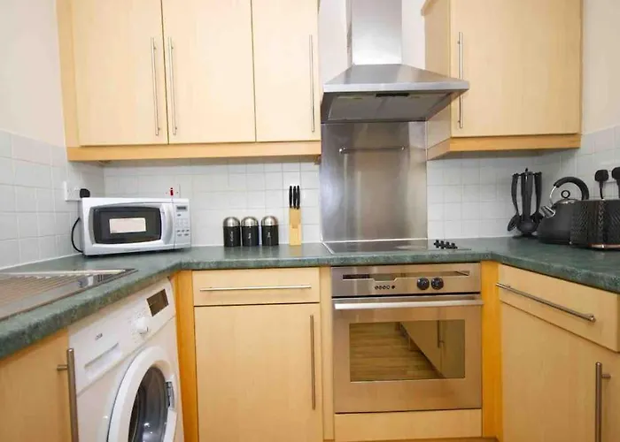 Superb Balconied 2bedroom Flat In Heart Of Centre Leeds (West Yorkshire)