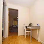 Superb Balconied 2bedroom Flat In Heart Of Centre * Leeds